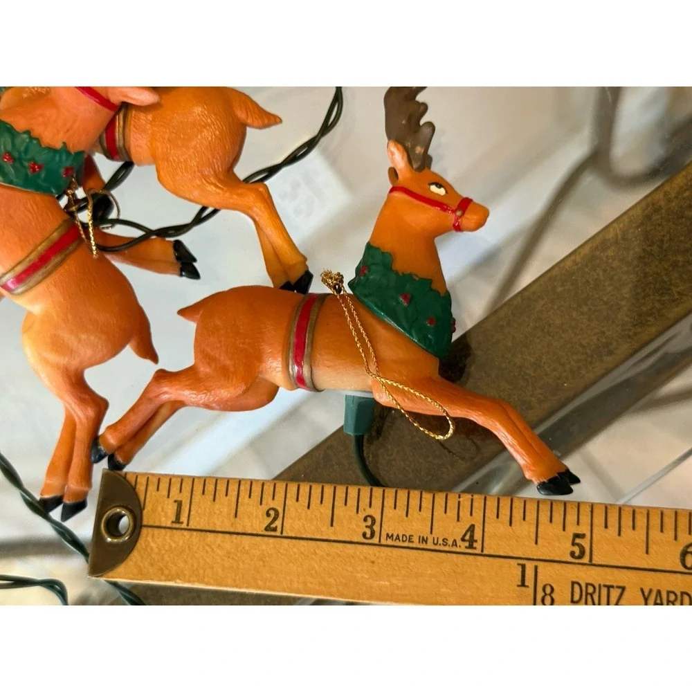 Vintage Kurt Adler Lighted SANTA Sleigh 8 Reindeer Novelty Christmas Lights
